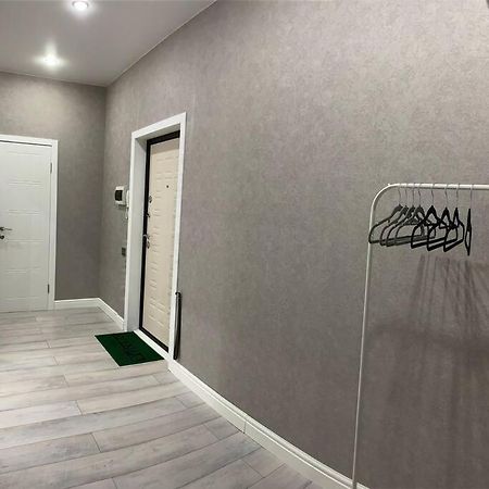 Vip Апартаменты В Центре Города Qostanai Exterior foto