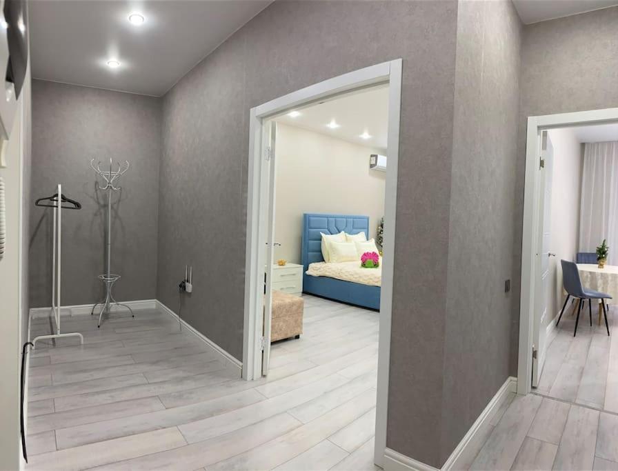 Vip Апартаменты В Центре Города Qostanai Exterior foto